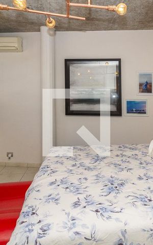 Casa à venda com 370m², 4 quartos e 4 vagas Casa à venda com 370m², 4 quartos e 4 vagasQuarto 5