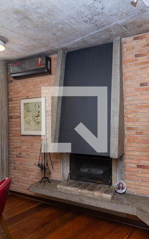 Casa à venda com 370m², 4 quartos e 4 vagas Casa à venda com 370m², 4 quartos e 4 vagasQuarto 3
