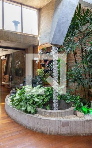 Casa à venda com 370m², 4 quartos e 4 vagas Casa à venda com 370m², 4 quartos e 4 vagasAcesso quartos