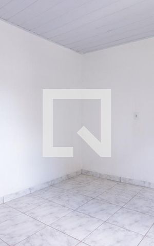 Casa à venda com 80m², 1 quarto e sem vagaQuarto