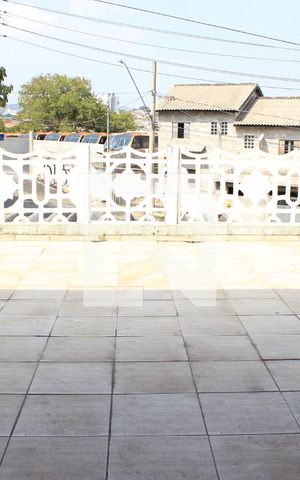 Casa à venda com 158m², 2 quartos e 2 vagasVaranda
