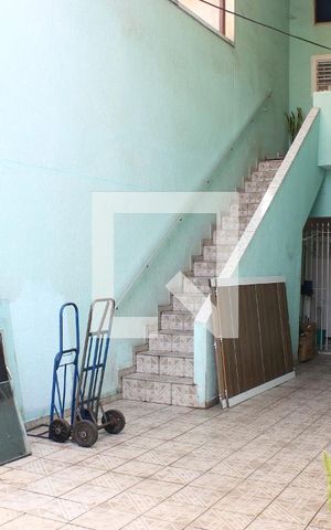 Casa à venda com 158m², 2 quartos e 2 vagasQuintal