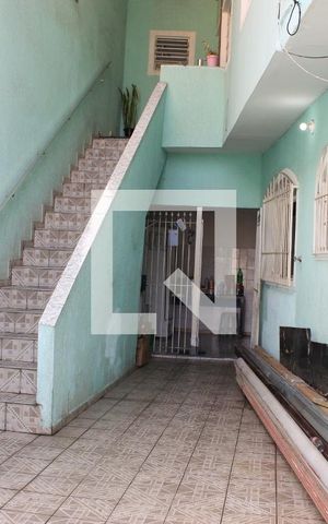 Casa à venda com 158m², 2 quartos e 2 vagasQuintal