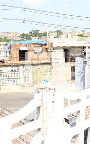 Casa à venda com 158m², 2 quartos e 2 vagasVaranda