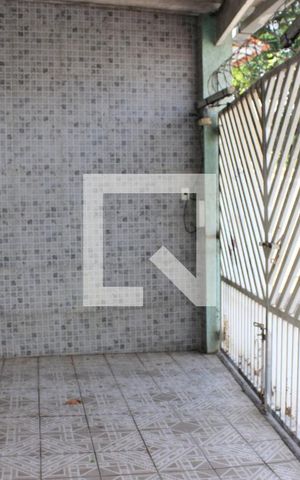 Casa à venda com 158m², 2 quartos e 2 vagasGaragem