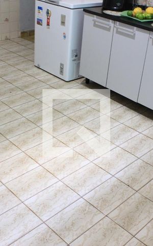 Casa à venda com 158m², 2 quartos e 2 vagasCozinha