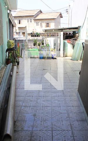 Casa à venda com 158m², 2 quartos e 2 vagasQuintal