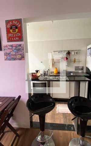 Apartamento à venda com 39m², 2 quartos e 2 vagas Apartamento à venda com 39m², 2 quartos e 2 vagasSala