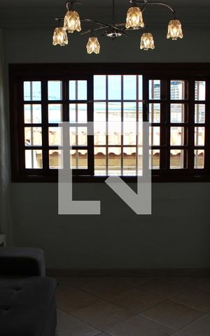 Casa à venda com 150m², 3 quartos e 5 vagasSala