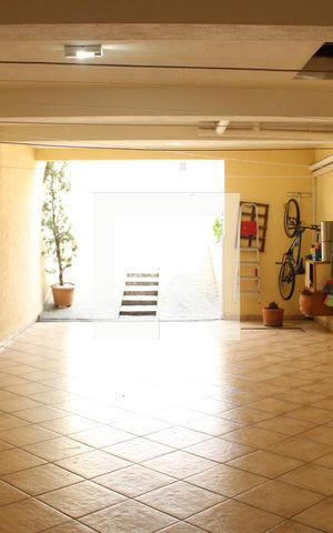 Casa à venda com 150m², 3 quartos e 5 vagasGaragem
