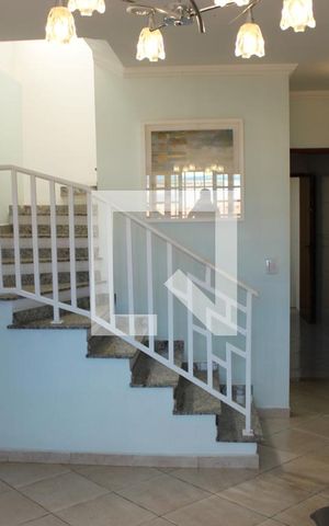 Casa à venda com 150m², 3 quartos e 5 vagasSala