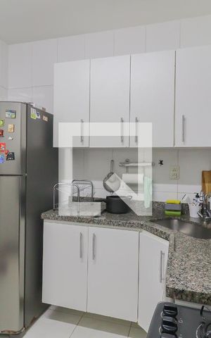 Casa à venda com 199m², 4 quartos e 4 vagas Casa à venda com 199m², 4 quartos e 4 vagasCozinha