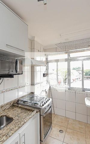 Apartamento à venda com 60m², 2 quartos e 1 vaga Apartamento à venda com 60m², 2 quartos e 1 vagaCozinha