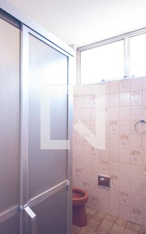 Casa à venda com 186m², 3 quartos e 3 vagas Casa à venda com 186m², 3 quartos e 3 vagasBanheiro do Quarto 1