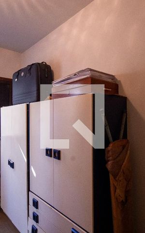 Casa à venda com 186m², 3 quartos e 3 vagas Casa à venda com 186m², 3 quartos e 3 vagasÁrea de Serviço - Quarto