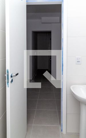 Apartamento para alugar com 42m², 2 quartos e sem vagaBanheiro