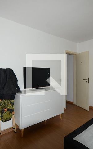 Apartamento à venda com 140m², 3 quartos e 2 vagasQuarto 2