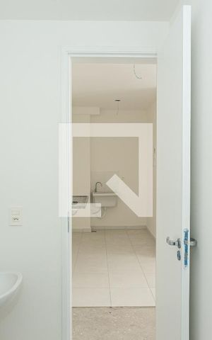 Apartamento à venda com 33m², 2 quartos e sem vagaBanheiro