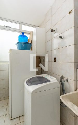 Apartamento à venda com 70m², 2 quartos e 1 vagaÁrea de Serviço