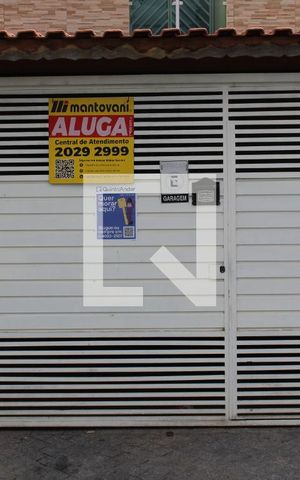 Casa à venda com 60m², 2 quartos e 2 vagasPlaquinha