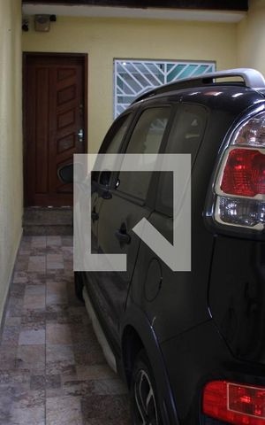 Casa à venda com 60m², 2 quartos e 2 vagasGaragem