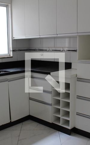 Casa à venda com 60m², 2 quartos e 2 vagasCozinha