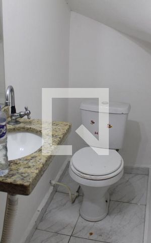 Casa à venda com 60m², 2 quartos e 2 vagasBanheiro do Quarto 2