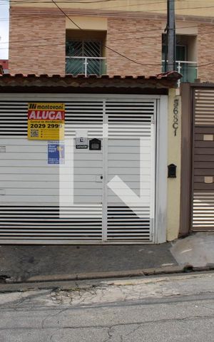 Casa à venda com 60m², 2 quartos e 2 vagasPlaquinha