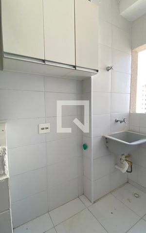 Apartamento para alugar com 59m², 2 quartos e 1 vagaÁrea de Serviço