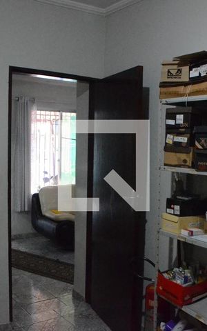 Casa à venda com 545m², 3 quartos e 4 vagasQuarto 2