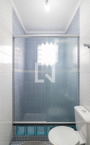 Casa à venda com 170m², 3 quartos e 5 vagas Casa à venda com 170m², 3 quartos e 5 vagasBanheiro