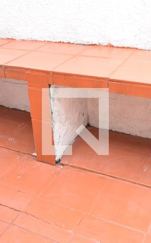 Casa de condomínio para alugar com 120m², 2 quartos e 4 vagasArmário de Alvenaria