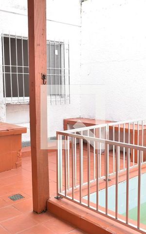 Casa de condomínio para alugar com 120m², 2 quartos e 4 vagasÁrea comum - Piscina