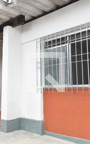 Casa de condomínio para alugar com 120m², 2 quartos e 4 vagasDetalhe