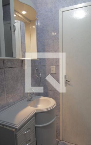 Casa à venda com 378m², 6 quartos e 4 vagasBanheiro 3