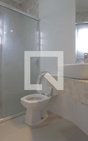 Casa à venda com 378m², 6 quartos e 4 vagasBanheiro 1