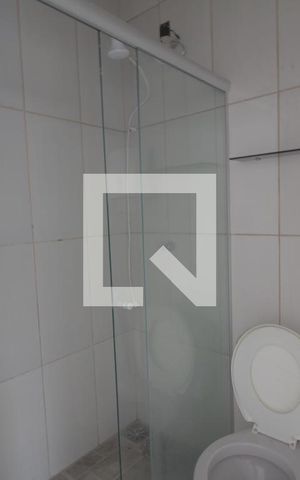 Casa à venda com 378m², 6 quartos e 4 vagasBanheiro 2