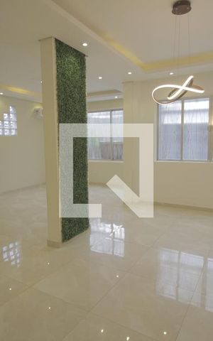 Casa à venda com 378m², 6 quartos e 4 vagasSala 2