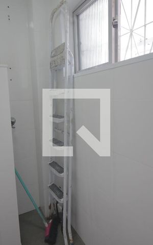 Casa à venda com 378m², 6 quartos e 4 vagasÁrea de Serviço