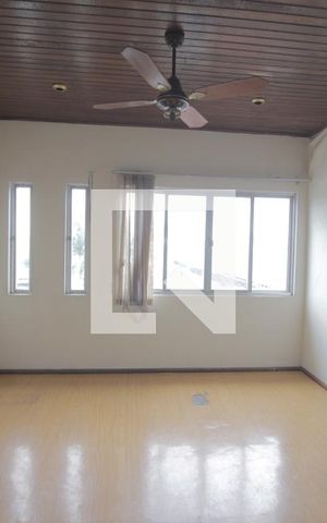 Casa à venda com 378m², 6 quartos e 4 vagasQuarto 4
