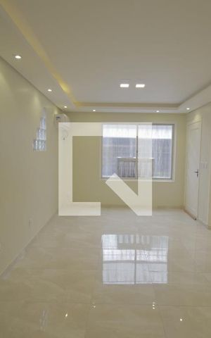Casa à venda com 378m², 6 quartos e 4 vagasSala 1