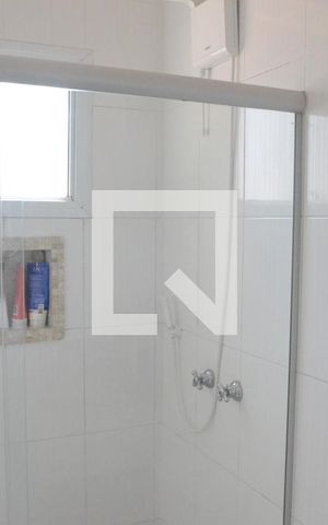 Casa à venda com 200m², 3 quartos e 6 vagasBanheiro da Suíte 1
