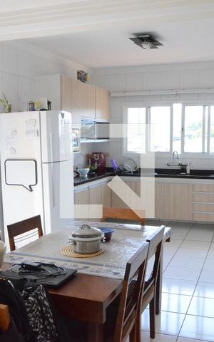 Casa à venda com 200m², 3 quartos e 6 vagasCozinha