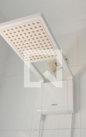 Casa à venda com 200m², 3 quartos e 6 vagasBanheiro da Suíte 1
