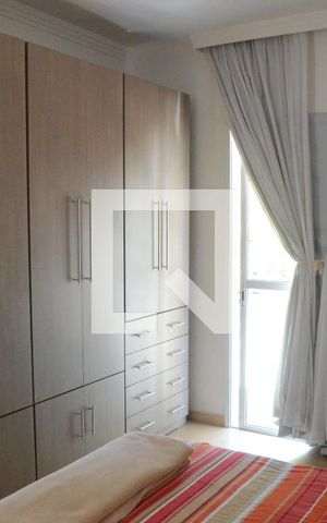 Casa à venda com 200m², 3 quartos e 6 vagasSuíte 1