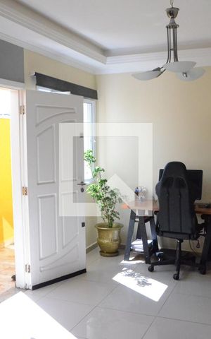 Casa à venda com 200m², 3 quartos e 6 vagasSala