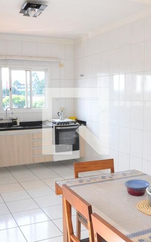 Casa à venda com 200m², 3 quartos e 6 vagasCozinha