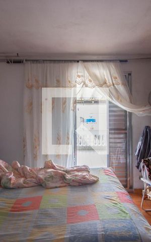 Casa à venda com 450m², 7 quartos e 2 vagas Casa à venda com 450m², 7 quartos e 2 vagasQuarto 1