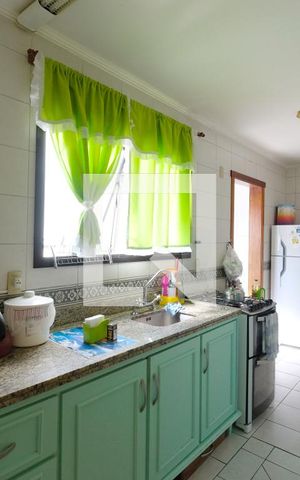 Apartamento à venda com 240m², 3 quartos e 3 vagasCozinha