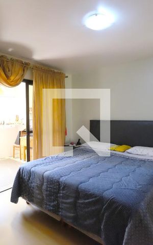 Apartamento à venda com 240m², 3 quartos e 3 vagasSuite